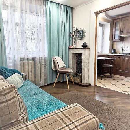 Бирюзовый Стиль Chernihiv Ngoại thất bức ảnh