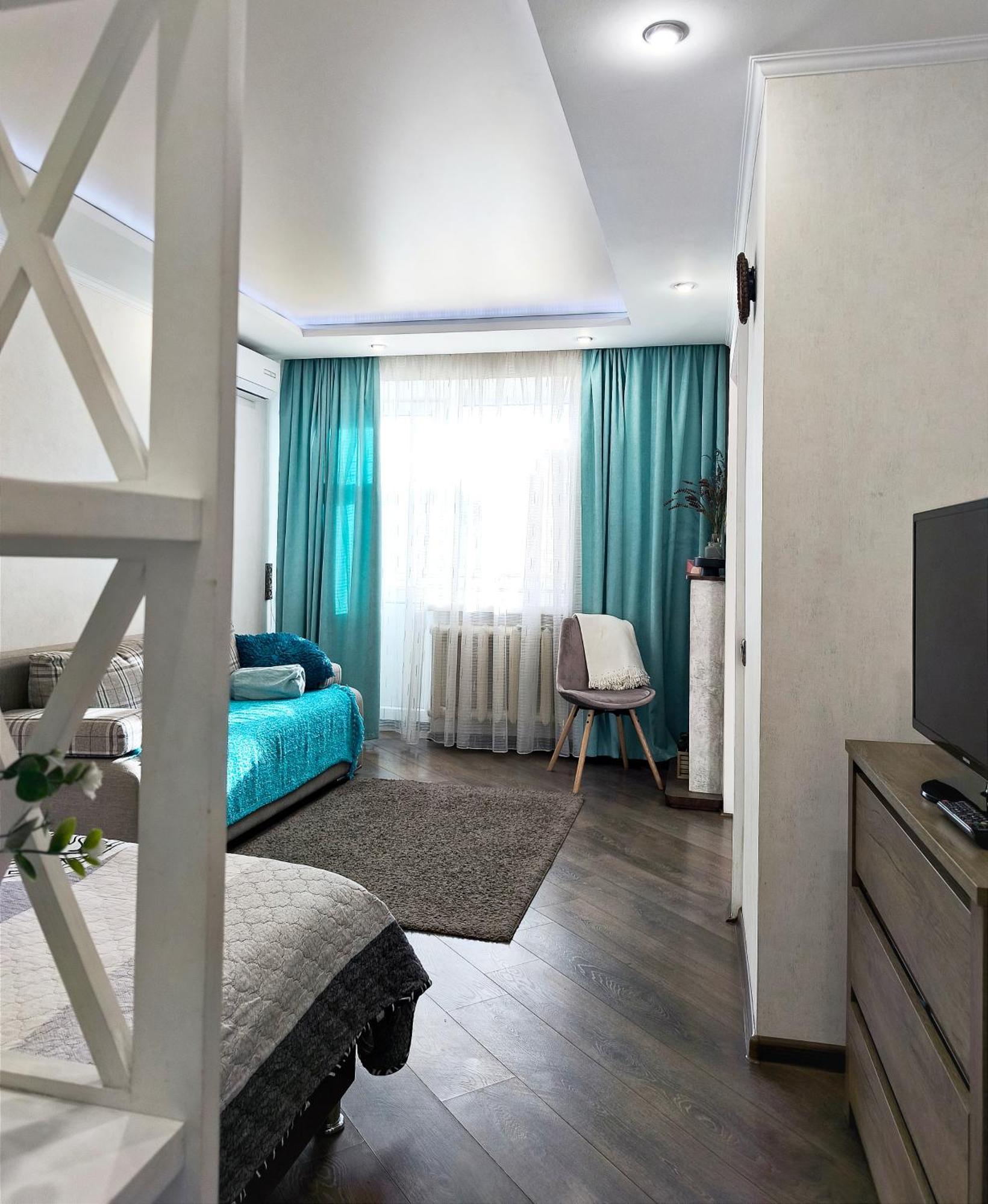 Бирюзовый Стиль Chernihiv Ngoại thất bức ảnh